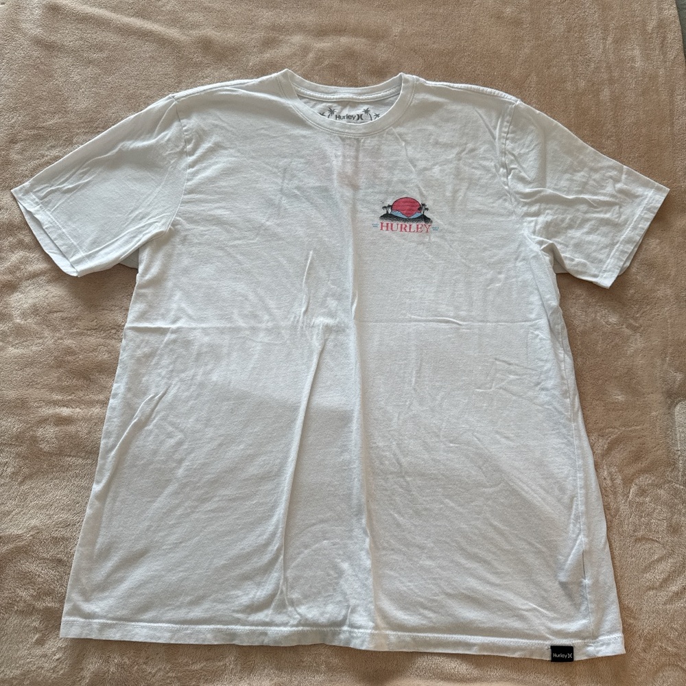 Hurley tshirt
